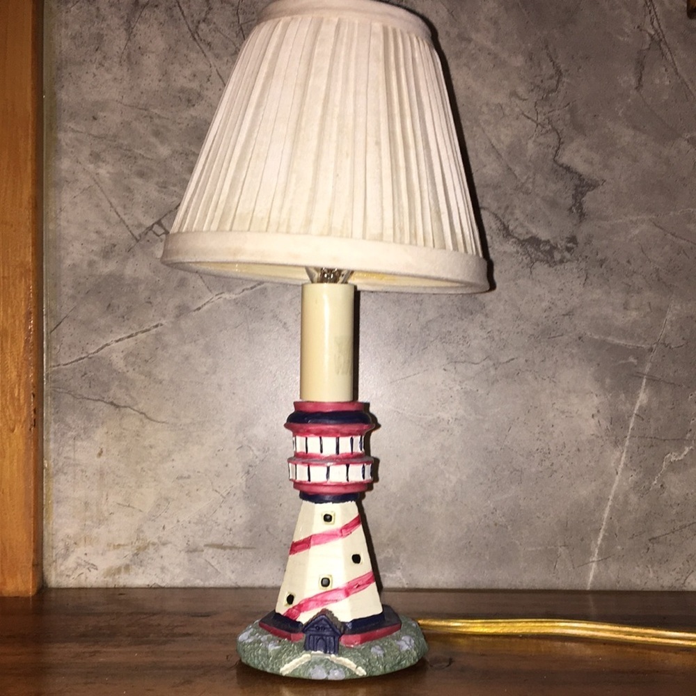 1990s Mini Lighthouse Lamp Nightlight Accent Light/ 
Cream Shade Nautical Decor